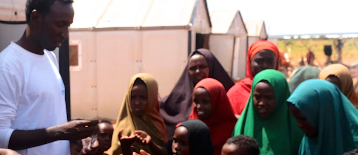 corinnelgray's tweet photo. Engaging refugees is crucial to improving quality of life in camps: https://t.co/pVOnpLzsYv via @UNHCRInnovation https://t.co/Y3coWRZFx8