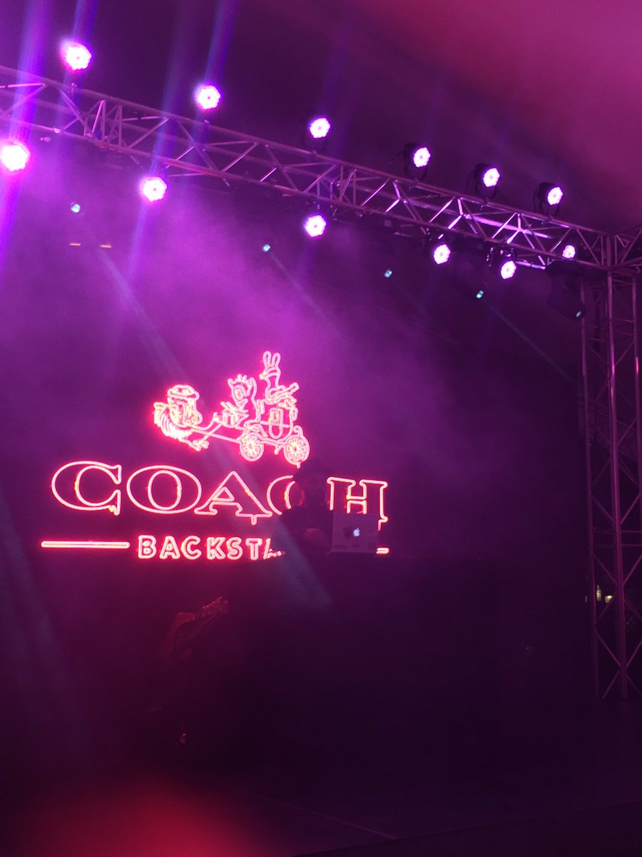 TimeOutDubai's tweet photo. Oh hi @DJBLISS! Warming up for a very special private @TinieTempah concert! #CoachBackstage https://t.co/AJwoFMDiz1