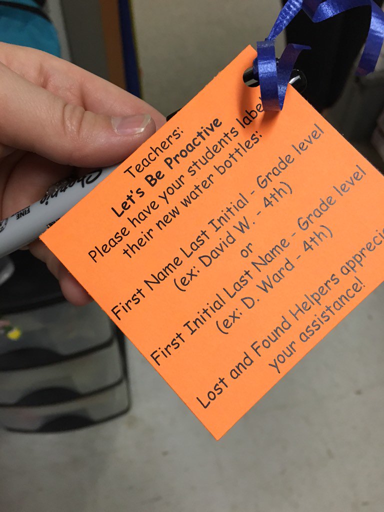 TorresTeaches's tweet photo. Texan Horns work together to ensure no new water bottles are lost forever! #synergize #4thgradeleads #beproactive https://t.co/BQMuP3ATm4