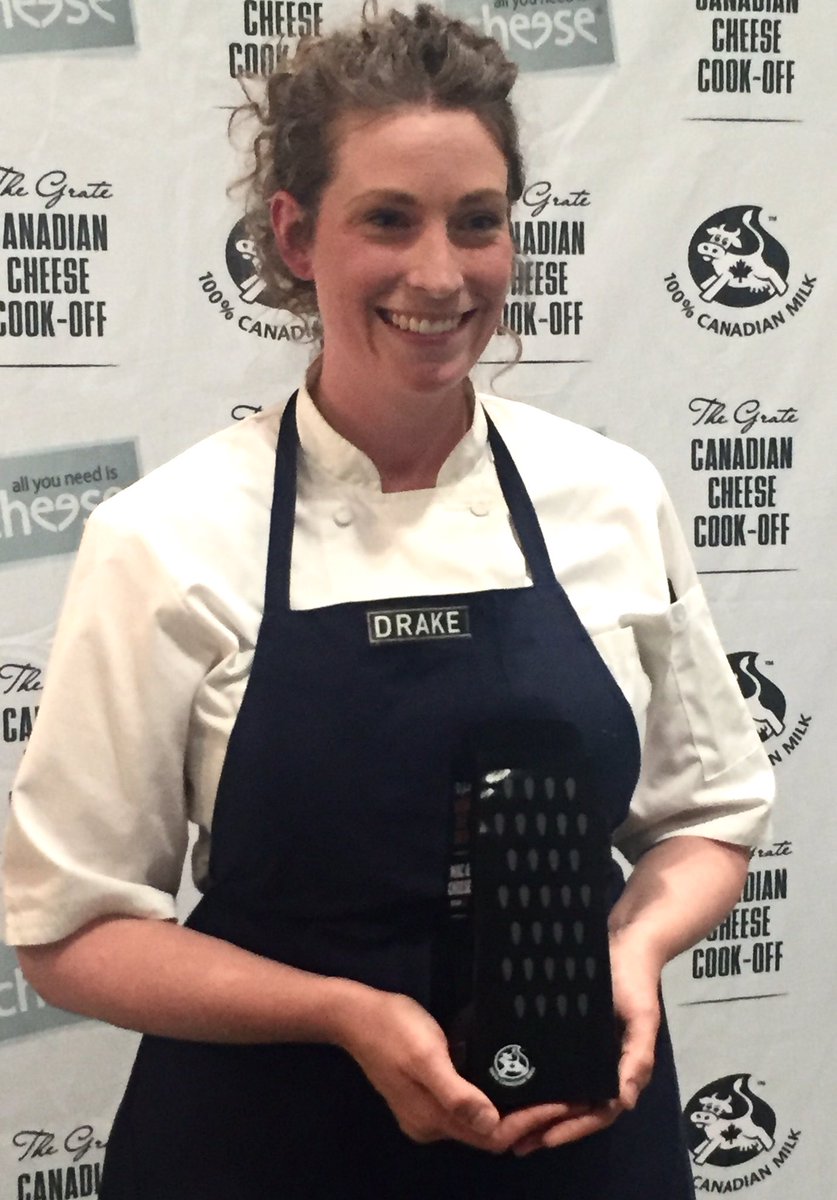 Winner winner #macncheese dinner! Congrats to <a href="/ChefAlexandraF/">Alexandra Feswick</a> on her #CDNCheeseCookOff WIN!! 🧀🏆🧀