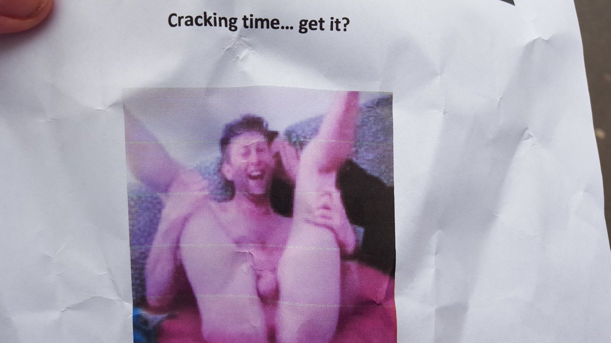 OnlyHumanJelly's tweet photo. @TobyJLee @BobusStag2016 have a cracking time lads... #BobusStag https://t.co/YzU4YBZ8jE