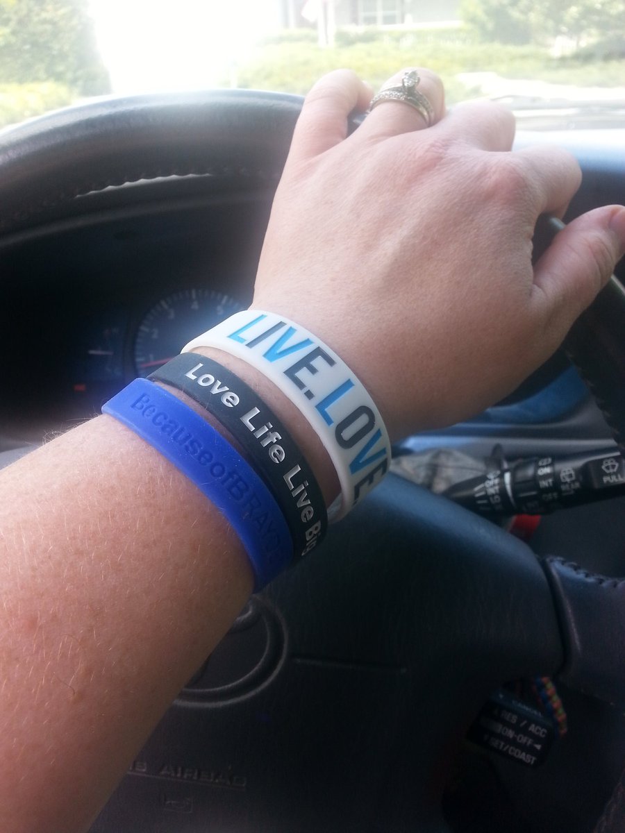 Today's inspiration! <a href="/NoChildDrowns/">Families United</a>  <a href="/theLVproj/">The LV Project</a> <a href="/TheBMFProject/">The BMF Project</a> #familiesunited #LiveLove #LoveLifeLiveBig #thankful