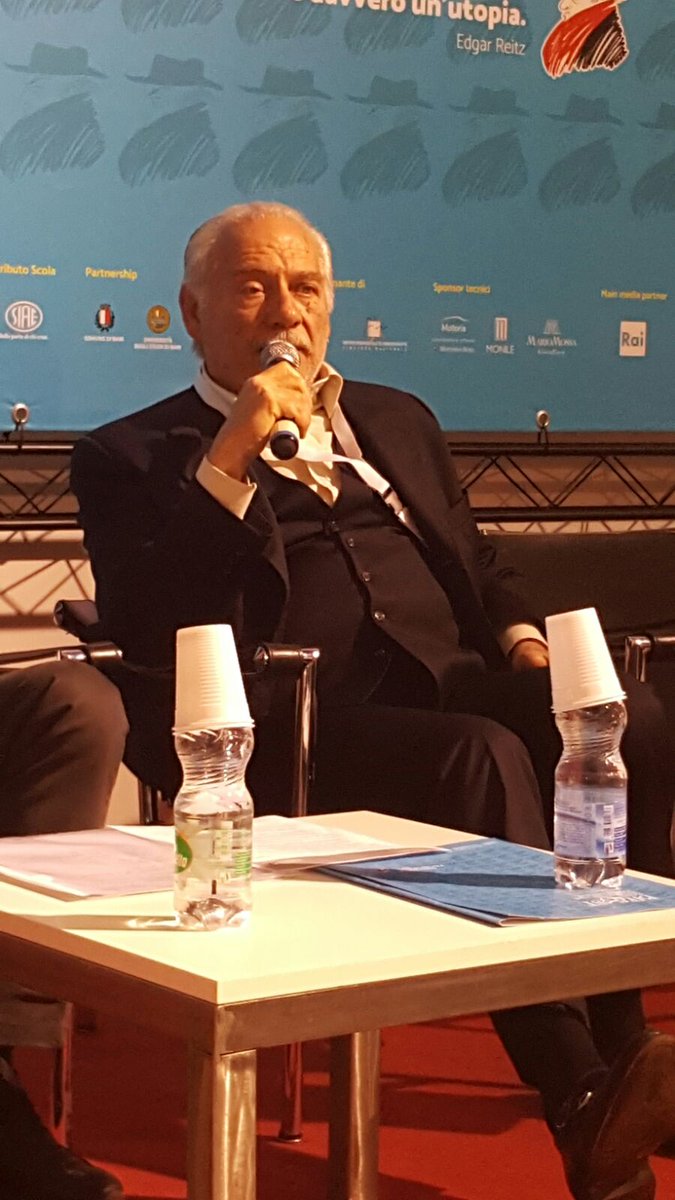 bifest_official's tweet photo. #Colangeli Premio Ferzetti miglior attore protagonista per #unpostosicuro al #Bifest2016 https://t.co/fkG4ZIAy6u