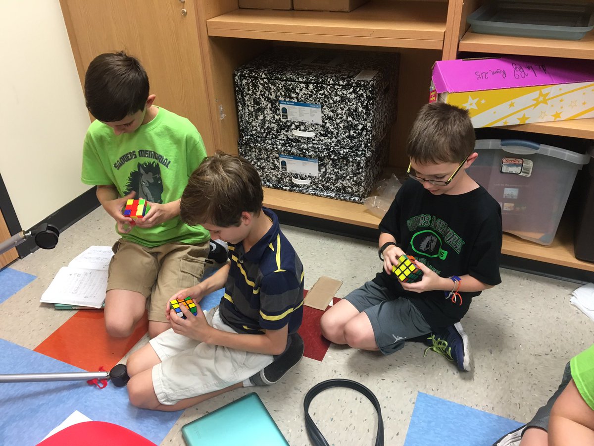 ImagineCreateCo's tweet image. Rubin's cube club during Genius Time @SandersSMES