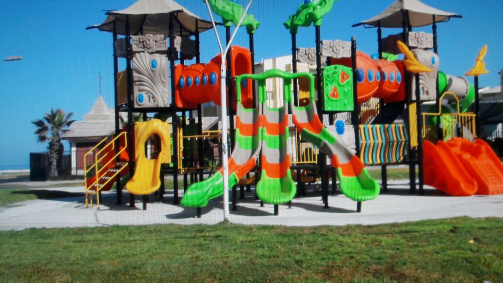 IquiqueDeTodos's tweet photo. Trabajos de instalación de Juegos infantiles y máquinas de ejercicios.  #iquique 2 https://t.co/iZjevSBFEC