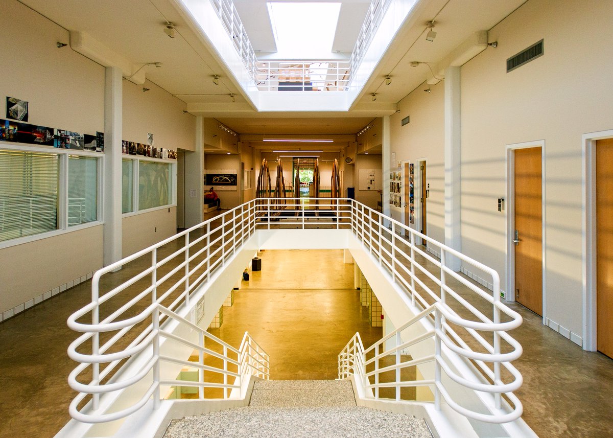 utalibraries's tweet image. #PhotoOfTheWeek
The beauty you see in this photo is in our very own Architecture building.