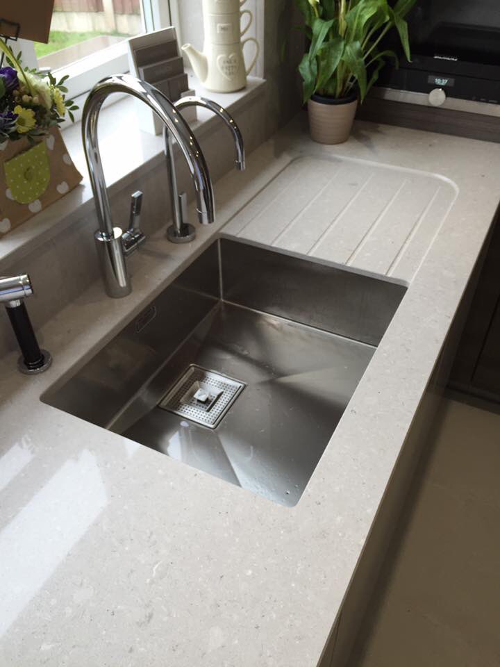 shawstones's tweet photo. @CheshireGranite what about this one? #quartz #worktop https://t.co/OFt7vZTukp