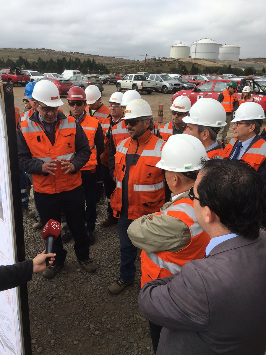 mauropalma's tweet photo. MOP y Codelco Ventanas anuncian mejoras viales y construcción de pasarela en ruta Puchuncaví Quintero https://t.co/NBYzfH2Avu
