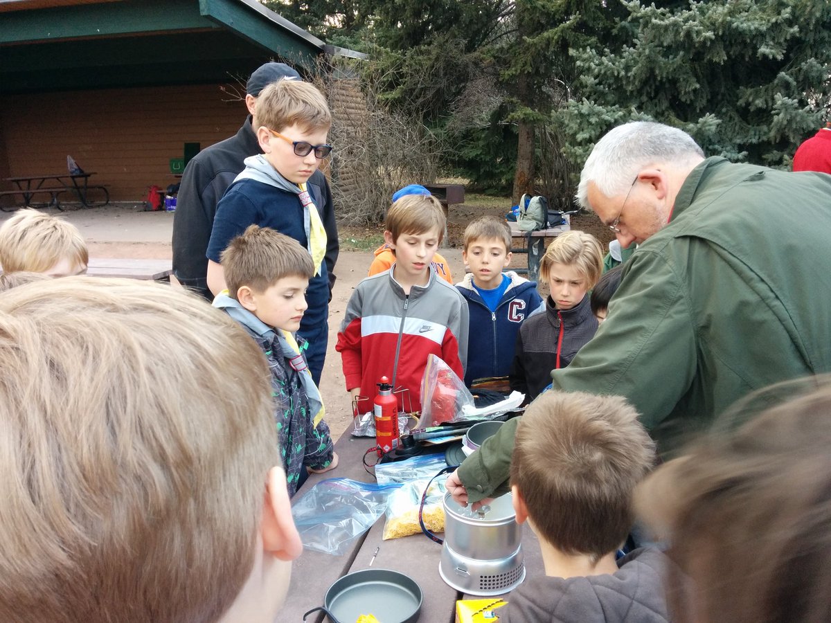86thCubs's tweet photo. #mighty86th work on stove skills by prepping some food in the park.  Never too early to plan #ourbigadventure https://t.co/6d6RODF5kG