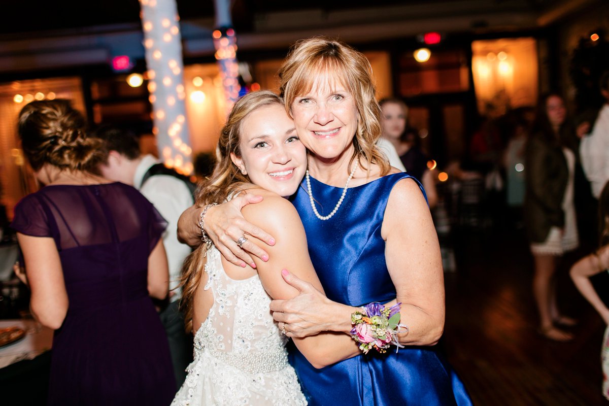 MareaFaith's tweet photo. @ShelleyVHarris comes home tonight! She has been missed. https://t.co/Lrt5t8NvmH