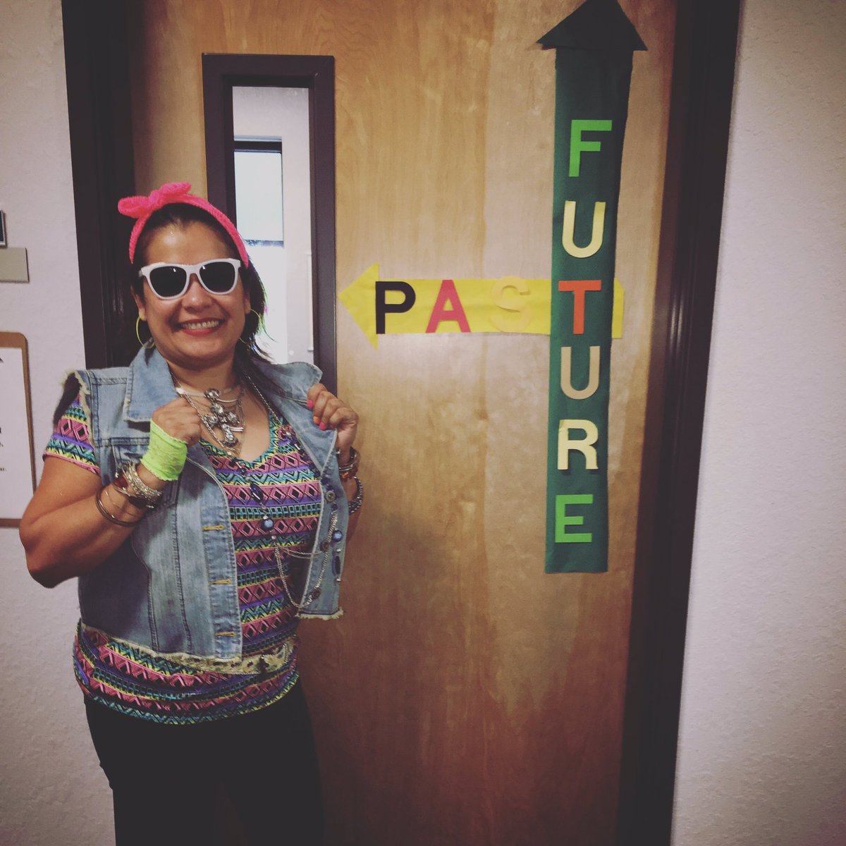 BASISSAMEDICAL's tweet photo. #Past #vs #Future #Spiritweek #BASISstudents #BASISbadgers #BASIScommunity #BASISteachers https://t.co/GGRrgIsOt0