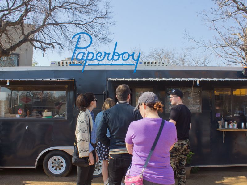 EaterAustin's tweet image. This week in restaurant reviews: @paperboyaustin &amp;amp; @smallvictorybar austin.eater.com/2016/4/7/11388…