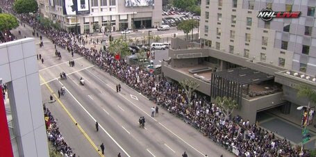 PhillyFanLife's tweet photo. Miami Heat parade and LA Kings parade vs. the Nova parade. #PhillyPride https://t.co/P0AyM7MC37