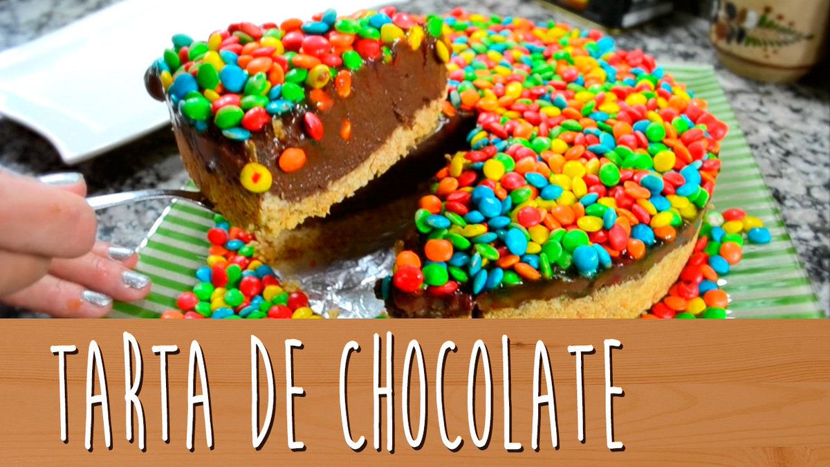favnetwork's tweet photo. #Receta Aprendé a hacer esta tarta de #chocolate sin horno en @Comamoscasero! ➤ https://t.co/RHYw9VWwel https://t.co/retyjVotq7