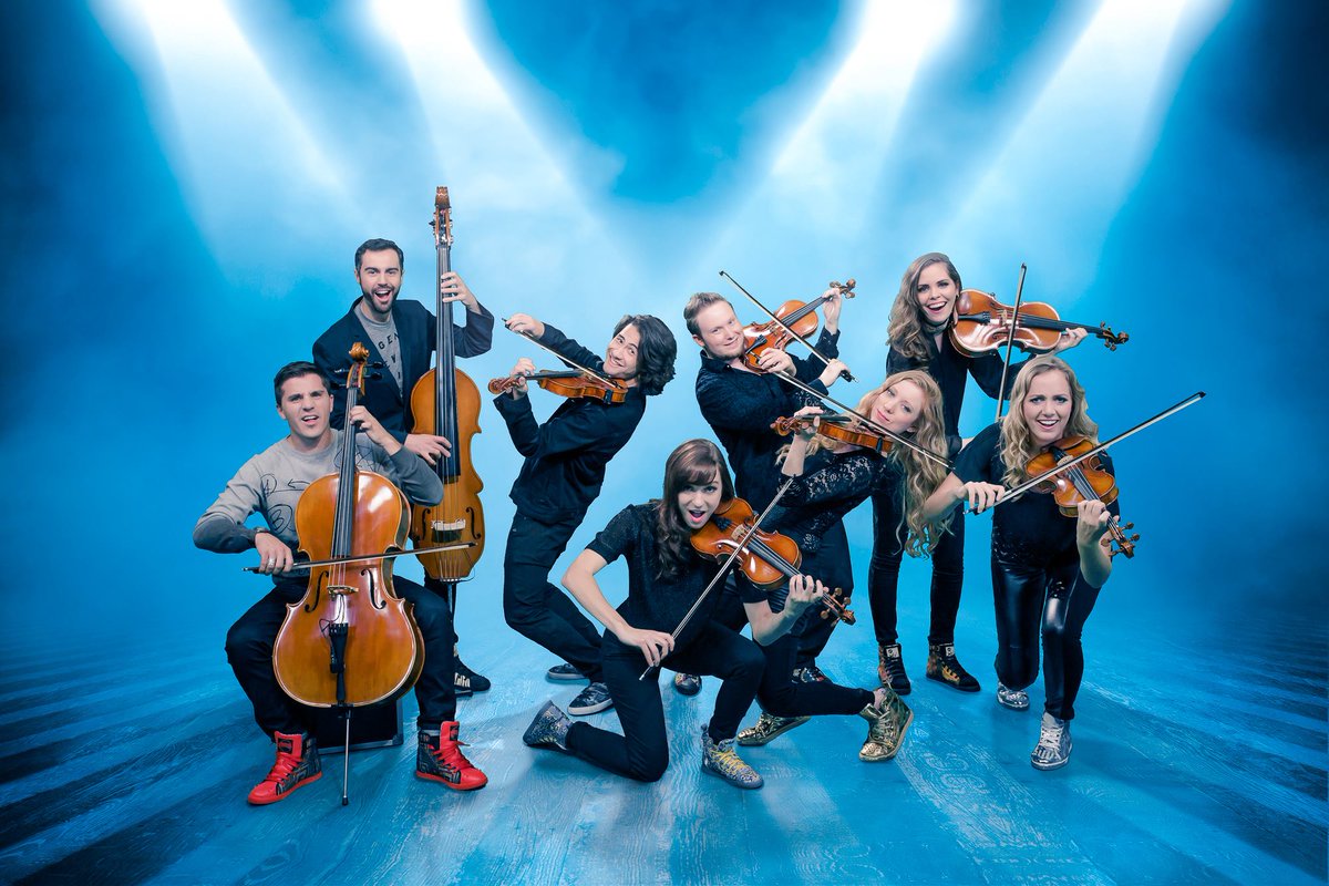 петербург брасс ансамбль. музыкальный ансамбль из 4 персон. музыкальный ансамбль из 4 персон. квартет исполнители. современный оркестр.