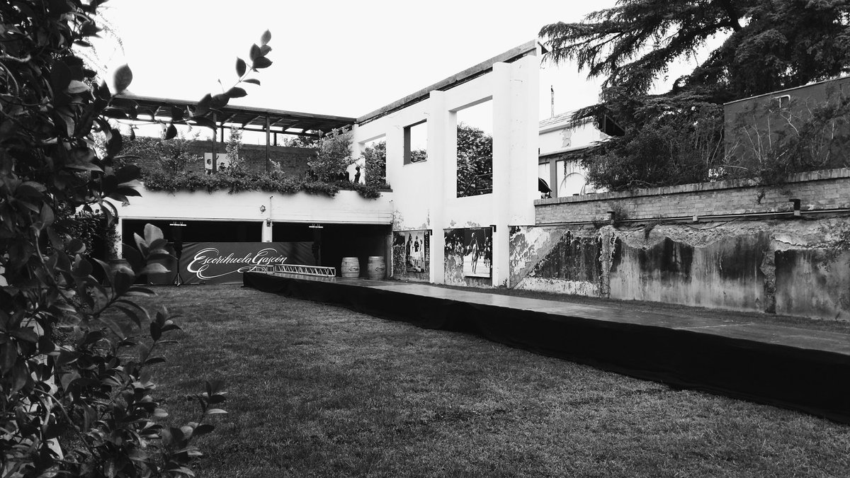PlataformaGe's tweet photo. Preparando todo para #PlataformaG4 https://t.co/uqQGHE9Ava