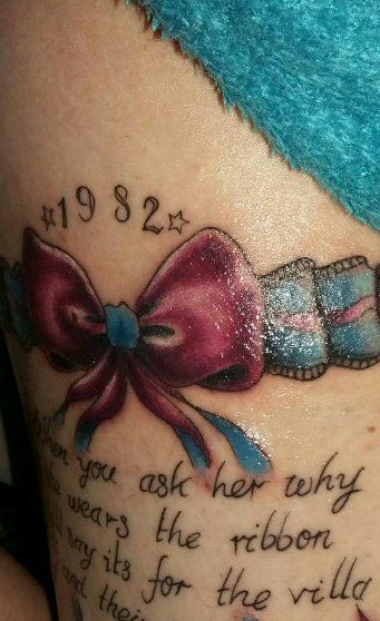 HanAVFC's tweet image. Loving my new claret and blue tattoo 💚💖 #avfc #football #inked #tattoo :)