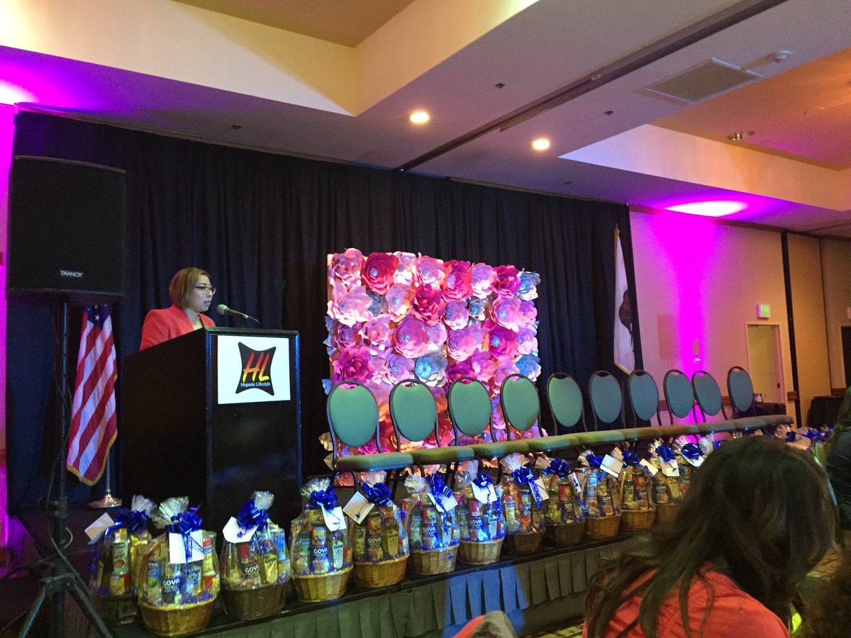 Latism_LA's tweet photo. At the #latinalifestyleawards in Ontario, #CA. With Hispanic Lifestyle @hltv https://t.co/NOzzuOPjks