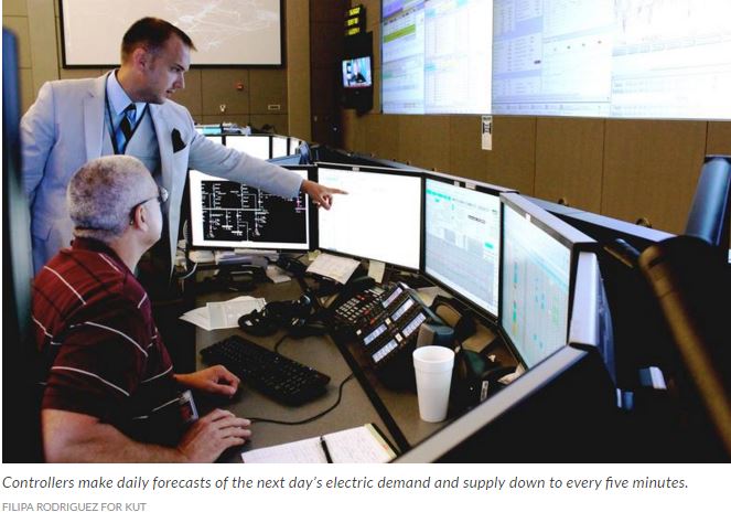 EDFtx's tweet photo. Less Than Zero: Why Texas Power Generators Sell at a Loss https://t.co/x3SVF9LWVL by @MoseBuchele #txwind https://t.co/rjsPZEad32