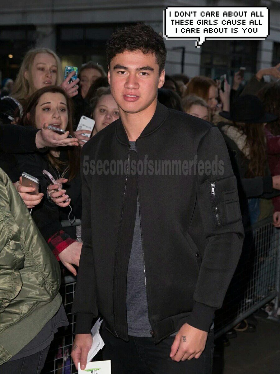 fivesosfeeds's tweet photo. Killing all the Calum girls out there. https://t.co/qTyK12tl2G