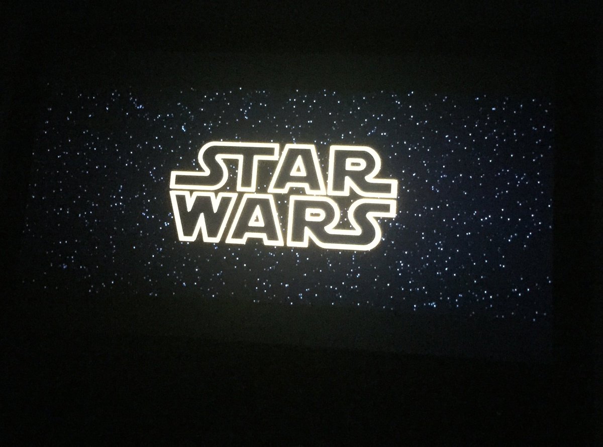 amplifyav's tweet photo. #thisishappening #starwars #theforceawakens @SIScreens https://t.co/VfPuSEyFOi