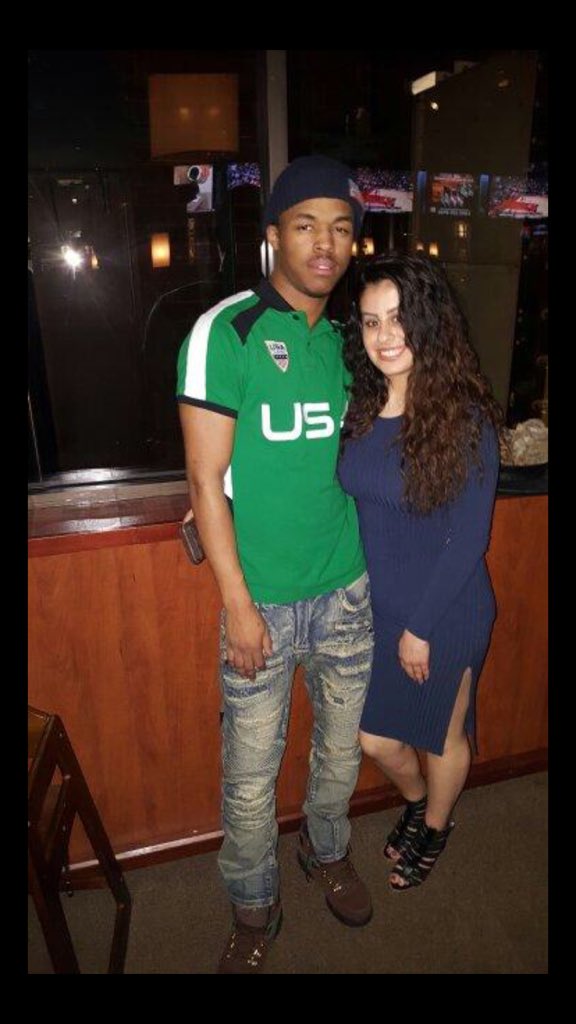 FuckTown_EA's tweet photo. She better then u 💯👫😍❤️ https://t.co/TU2MXu47Hs