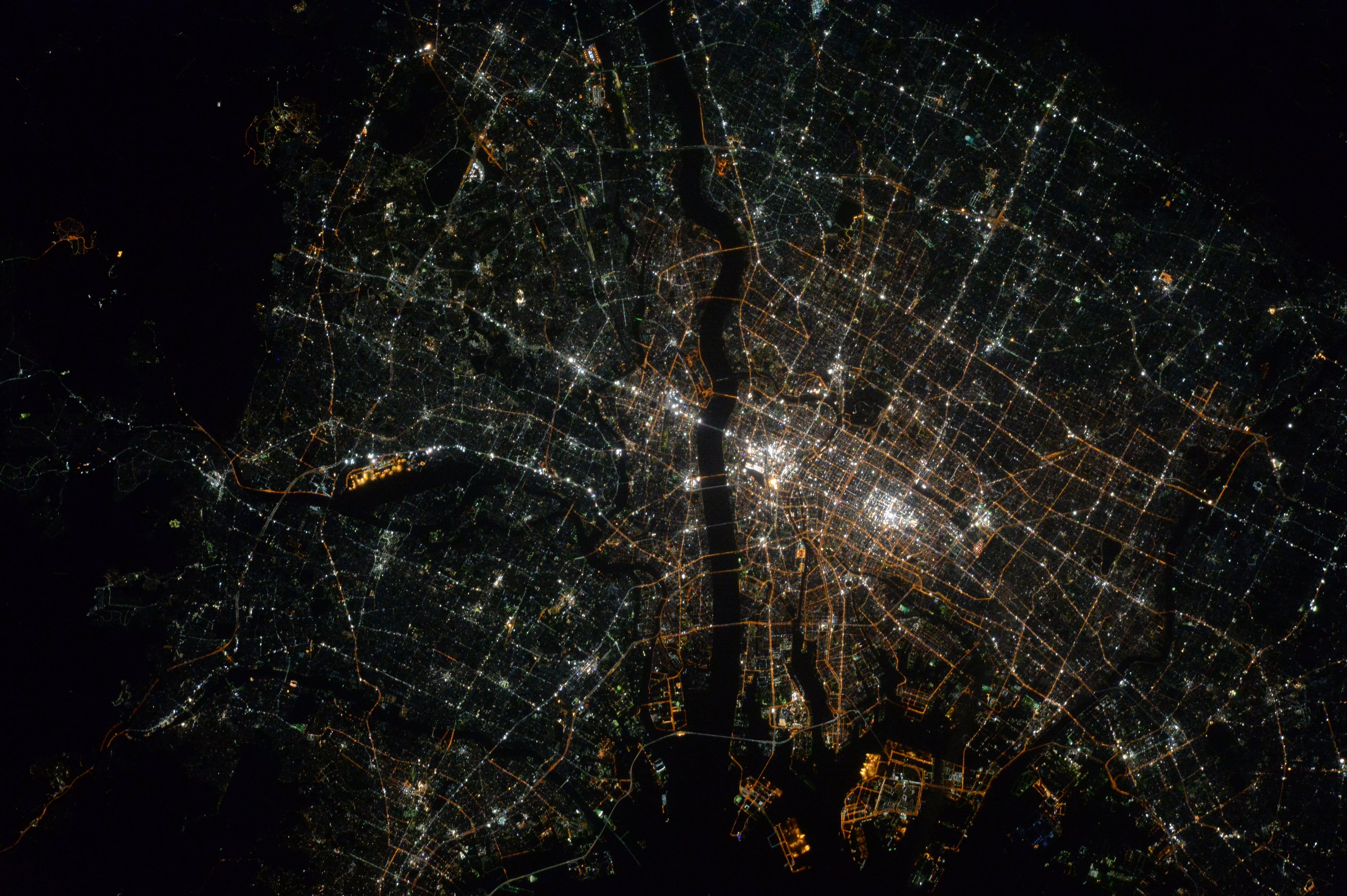 Ночная Москва со спутника