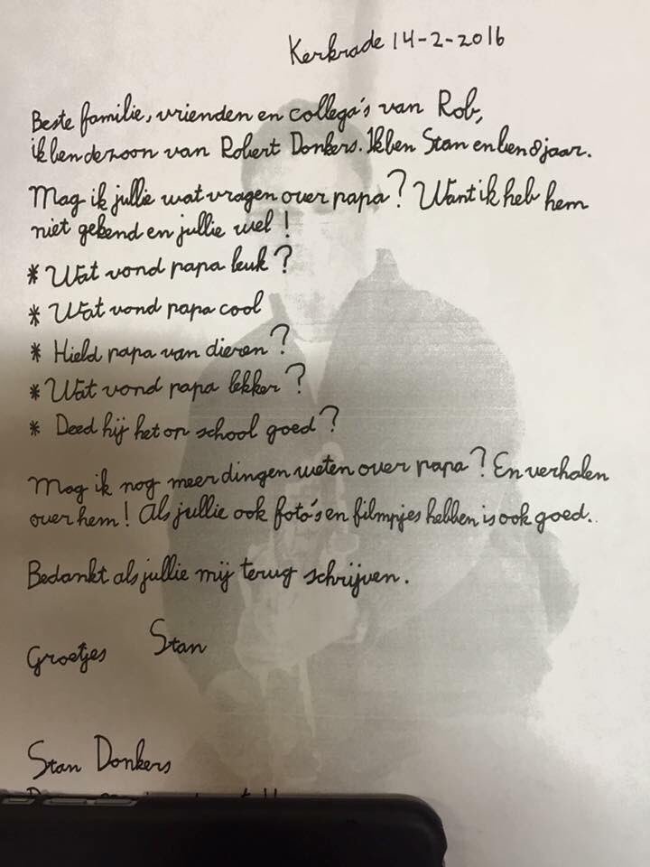 Oproep van zoontje van gesneuvelde collega (Afghanistan 2007). Info graag naar 
info@regimentgeneeskundigetroepen.nl