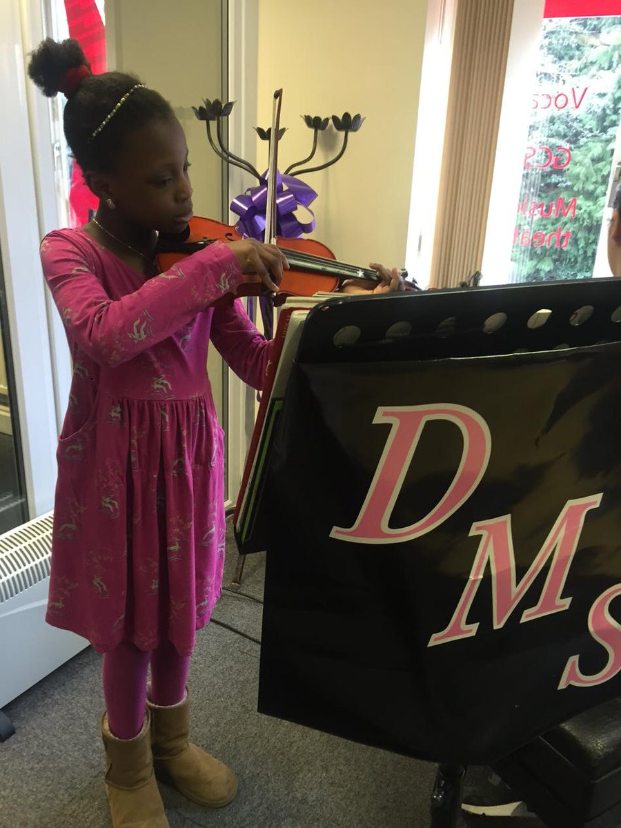 leighmusicangel's tweet image. #Violin #Viola #StringEnsemble @DMSMusicSchool NewTeacher joins the team🎶💗 @solihullhour @Covhour @BirminghamEdu