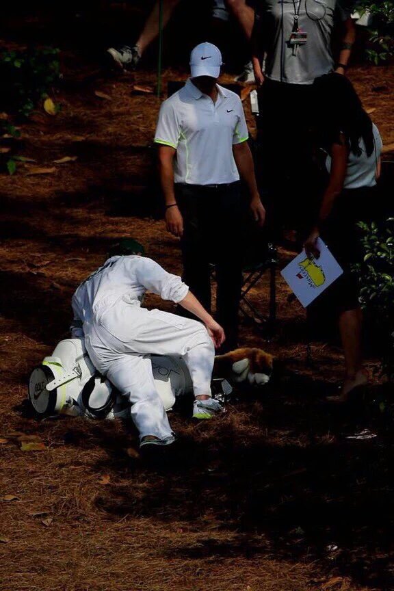 WorldNotes1D tweet picture