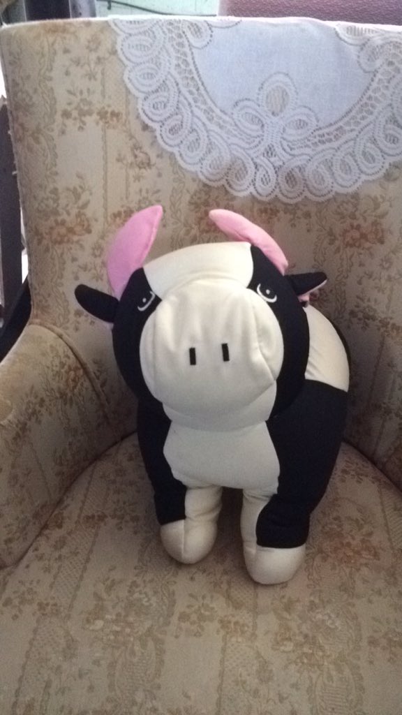 OfficialCowSon's tweet photo. We get first up at Chung King or else. @KellyBDinsmore https://t.co/HdGYTlGgDX