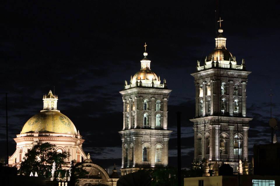 VisitaPuebla's tweet photo. Nos despedimos con una increíble postal de #Puebla ¡Buenas Noches! https://t.co/naoASnz0RQ