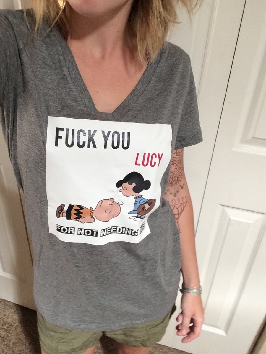 itsjulia_k's tweet photo. @atmosphere hope you like your shirt! 
can't wait to make party tonight 
@BrotherAli &amp; @atmosphere at CMU 🖖🏼🤘🏼 https://t.co/FLLSYnxFFX