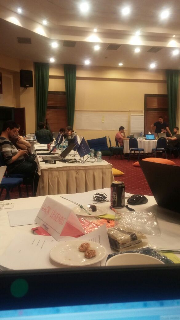 hacklegends_ftw's tweet photo. #SoftTechHackathon3 work work! https://t.co/rOlF5lPREM
