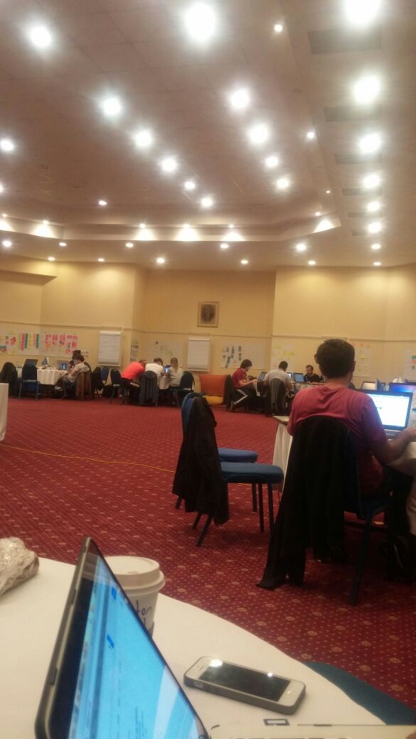 hacklegends_ftw's tweet photo. #SoftTechHackathon3 work work! https://t.co/rOlF5lPREM
