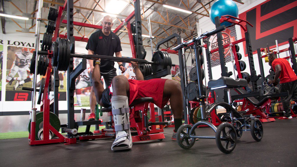 How to turn an injury into a positive? There's a way. lbolineperformance.com/how-to-turn-an… #OLPBuiltToDominate™
