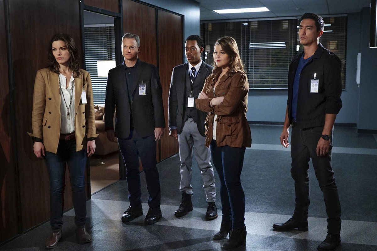 CM_SetReport's tweet photo. Have you guys seen our new sister show? It's #beyond good!!! @CriminalMindsBB @cmbeyondborders #TuneIn https://t.co/ijStSIHQlV