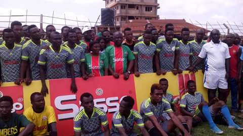 fctechimancity's tweet photo. The c.e.o of sasso company 
Mr Appraku has promise the players of techiman city an amount of 10,000 cedis. https://t.co/3znI51o5ew