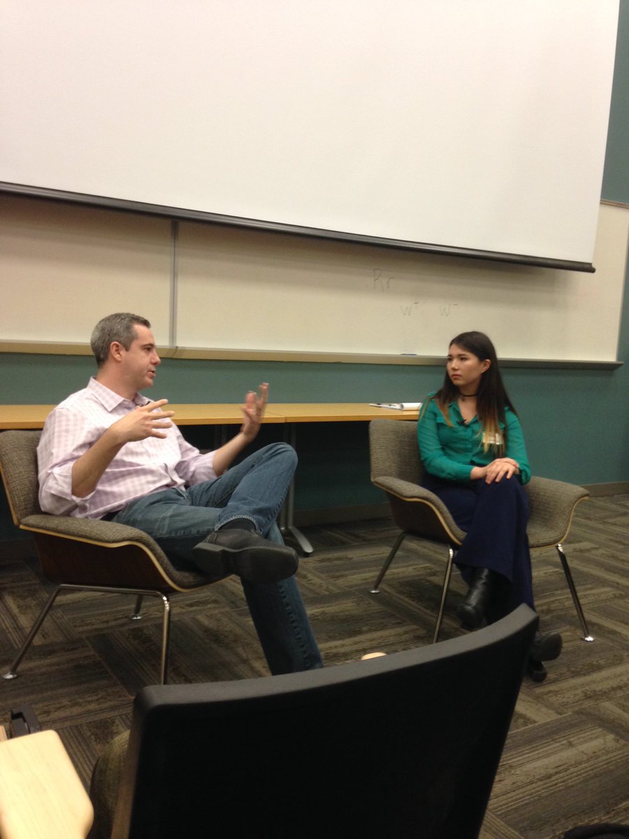 liamniemeyer's tweet image. @ONAatOU Treasurer Alisa Warren talking w/ @ONA Prez. Josh Hatch about use of data in student media #FutureStuMedia
