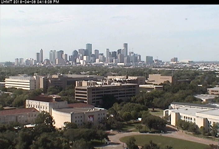 HoustonsWeather's tweet photo. It's 81 degrees in #Houston with cloudy skies and winds at E 8.05mph https://t.co/MeSZ2Icsjw