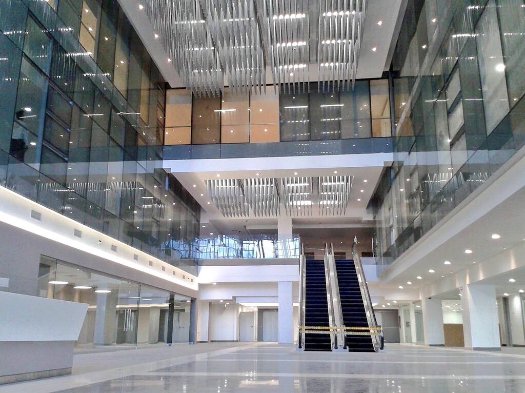estebanpie's tweet photo. Visita a ESPECTACULAR nueva sede @cmimbanaco inversión $400.000 mm @camaracali https://t.co/1BngGc0Mom