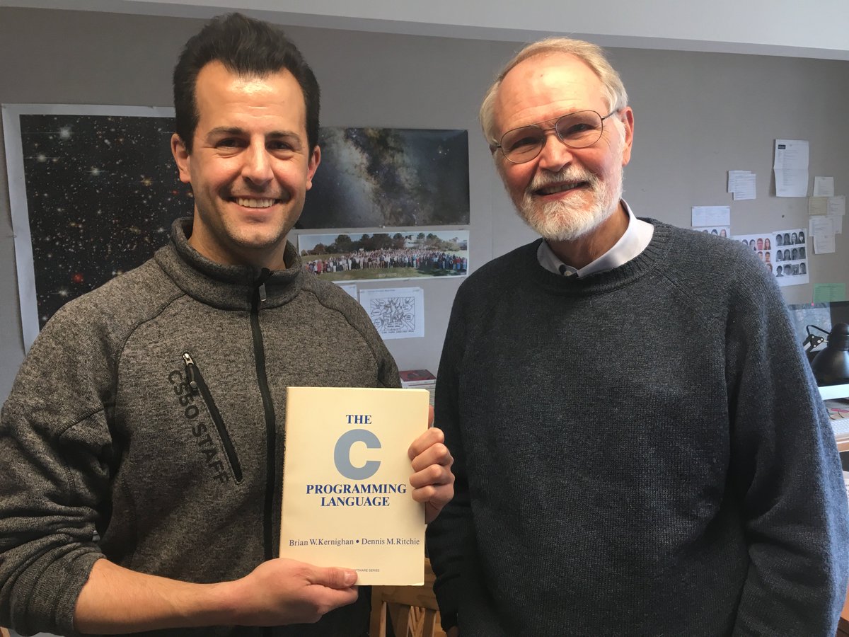 cs50's tweet photo. First-ever "hello, world" by Brian Kernighan of @Princeton (who taught @CS50 when @davidjmalan took it at @Harvard). https://t.co/uby6qZkDQq