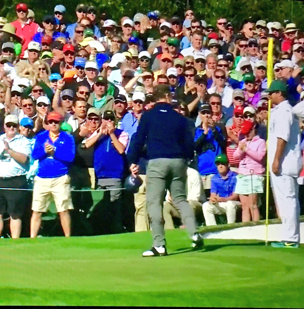 CoachJohnnyU's tweet photo. Another great one calls it a career!!!
@TheMasters
#thanksmrwatson https://t.co/mQNtjRfZUx