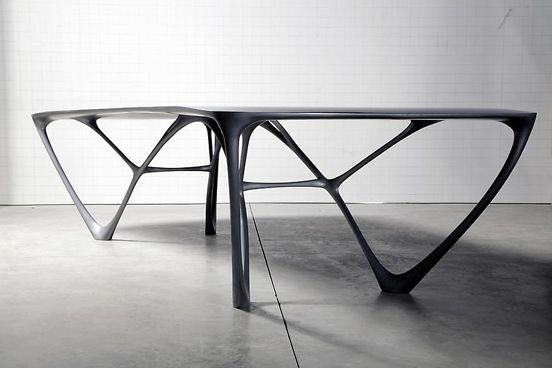 Refurbizz's tweet photo. Wat een schoonheid de bridge-table van @jorislaarman, vandaag gespot  @groningermuseum https://t.co/e4bTCrskxJ