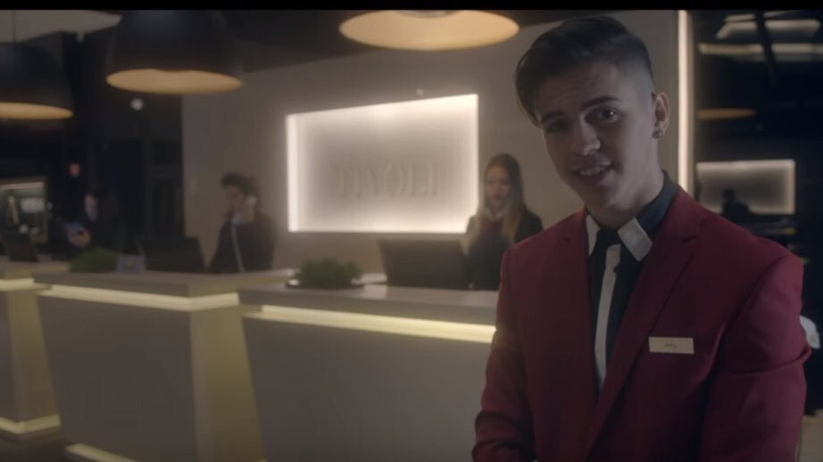 forthebiel's tweet photo. Vem ficar perto de mim🎶😍 #MelhorAssimNoYoutube @Biel https://t.co/9qSvIih2lS