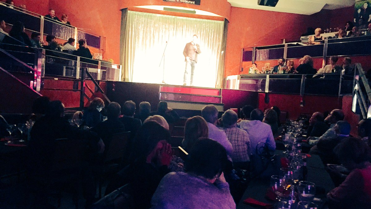 Grande <a href="/IserRamos/">Iser Ramos</a> en las #nochesdecomedia de #maxeventsandrestaurant.