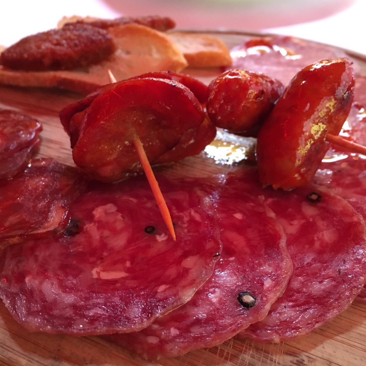 Fitbrook's tweet image. Time to eat! #tapas