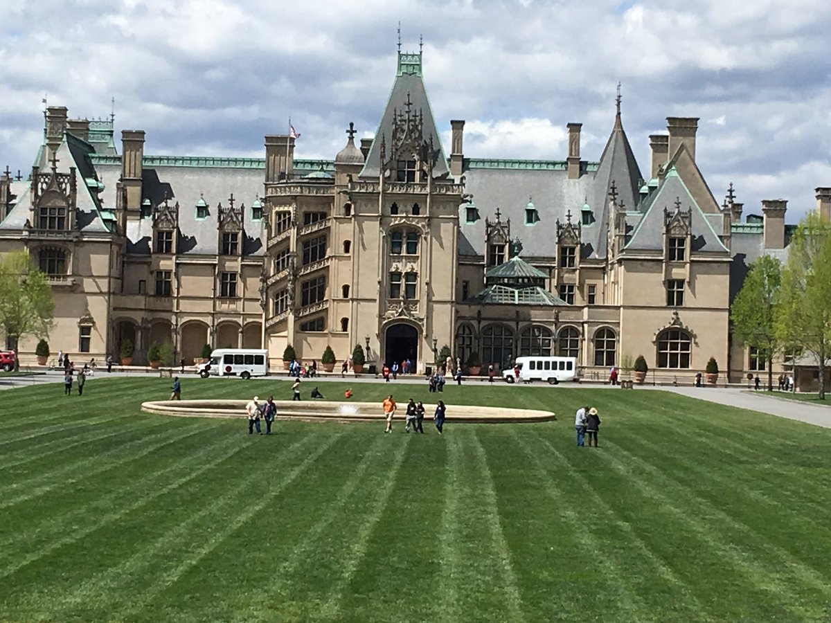indyfloyd's tweet image. Wow now this is a house. William Vanderbilt's home in Asheville, NC #springbreakgetaway