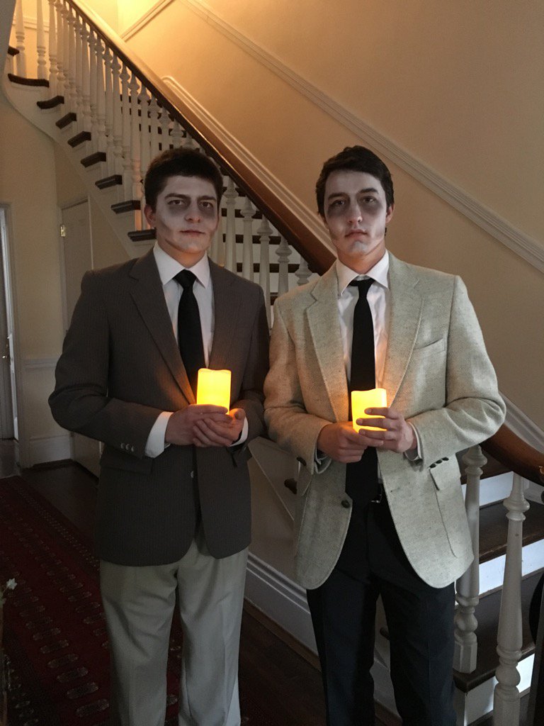 LionAmbassadors's tweet photo. The ghosts of presidents past are ready to meet our tour groups! #HauntedValley starts now at the Hintz. https://t.co/XHR6rD6Gnl