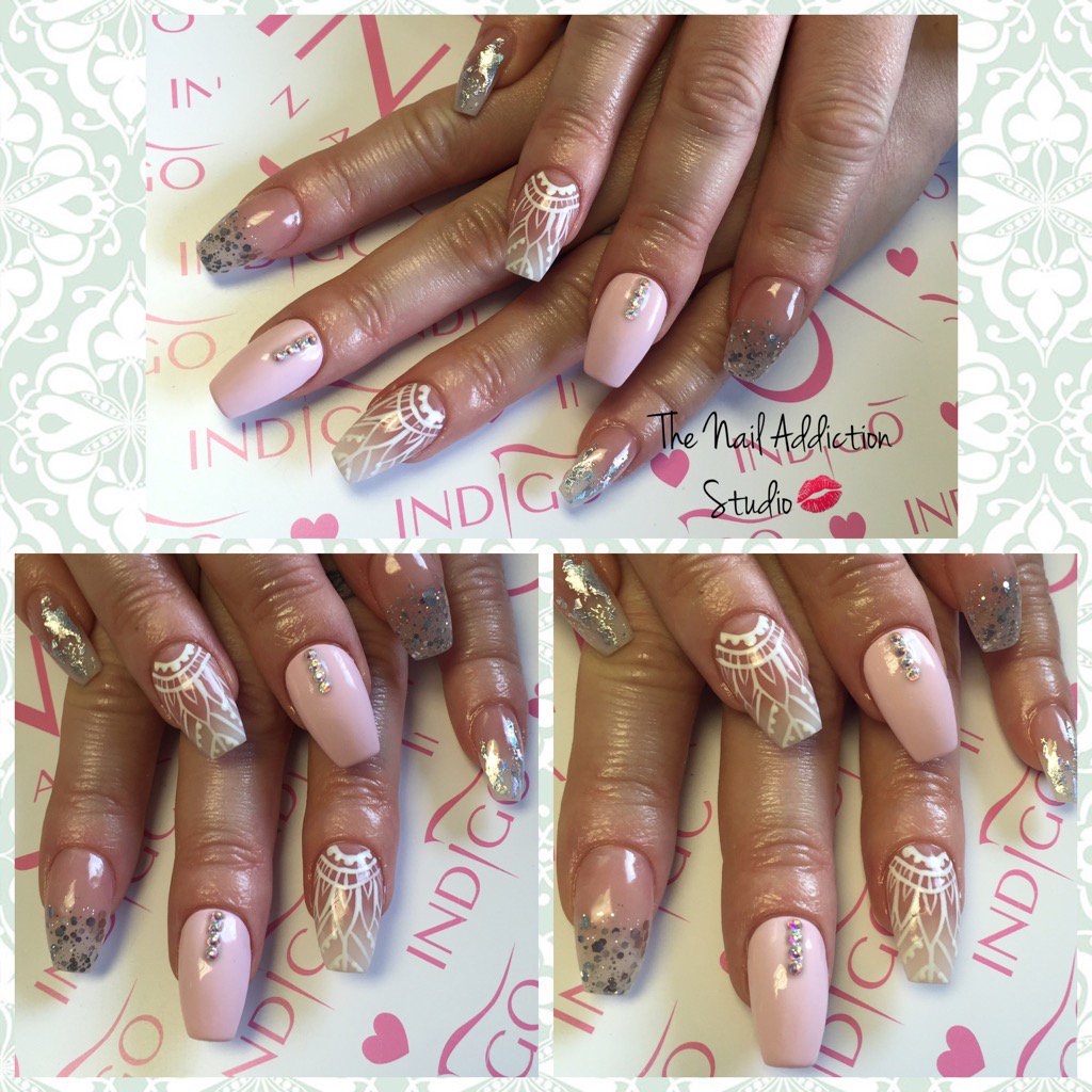 martalovesnails's tweet photo. Beauts with @NSIUK @NSINails acrylic system❤️ #NSINails #nsi #acrylicnails #handpaintednails #inspirednails https://t.co/lKWpslr8KA